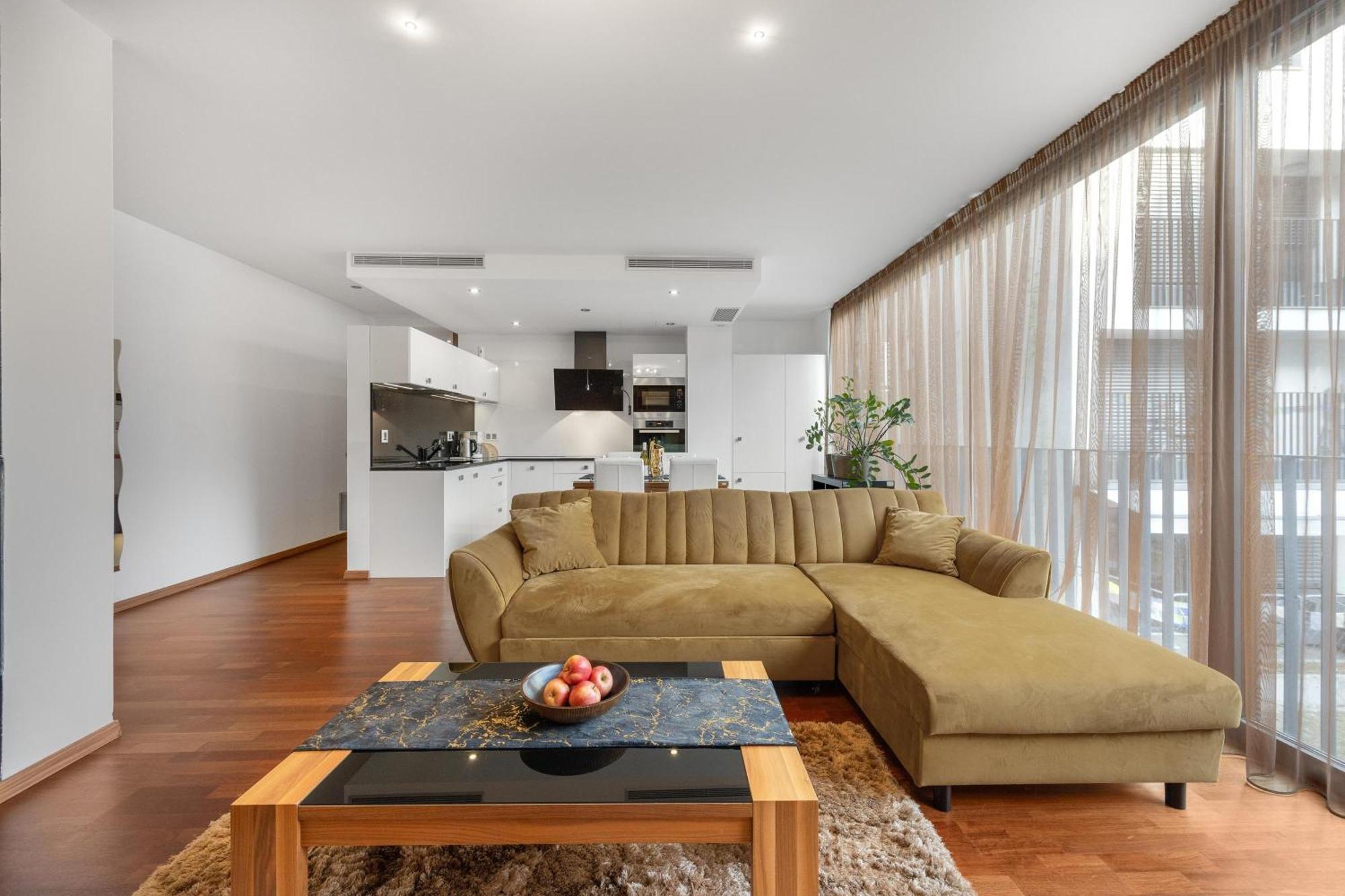 Revon Business Apartment 50 Dunajska Bratislava Dış mekan fotoğraf