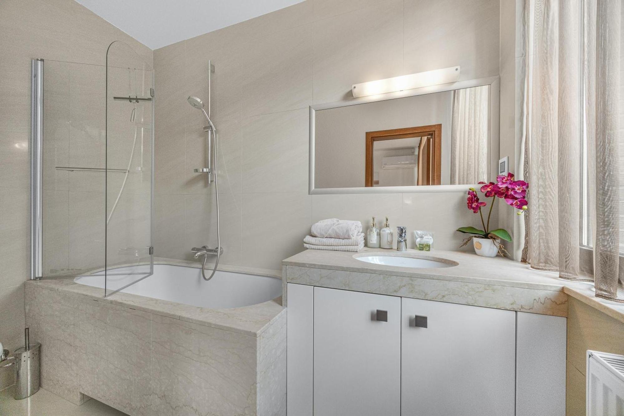 Revon Business Apartment 50 Dunajska Bratislava Dış mekan fotoğraf