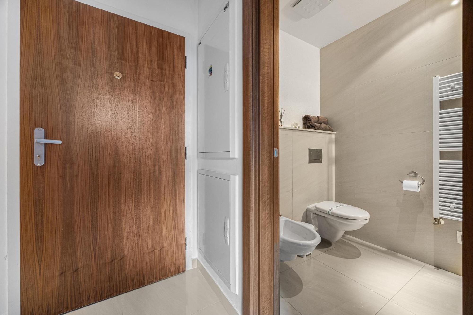 Revon Business Apartment 50 Dunajska Bratislava Dış mekan fotoğraf