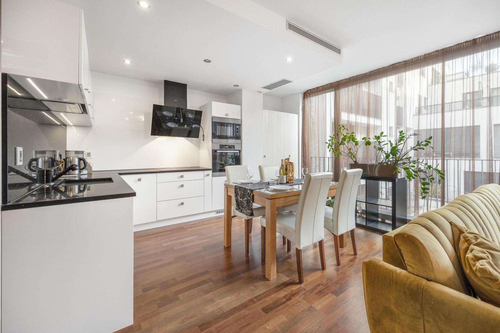 Revon Business Apartment 50 Dunajska Bratislava Dış mekan fotoğraf